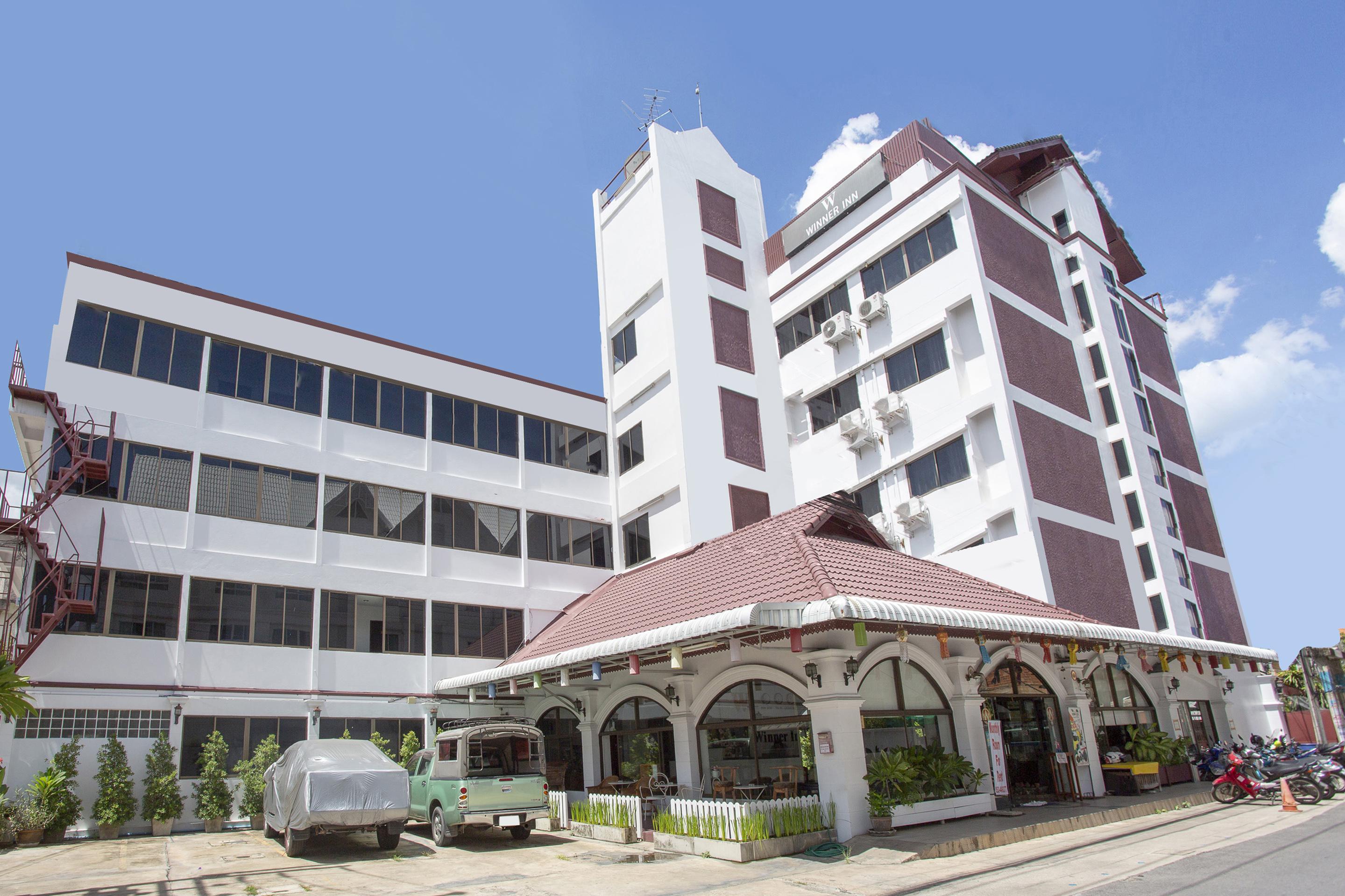 Super Oyo 1096 Winner Inn Hotel Chiang Mai Exterior foto