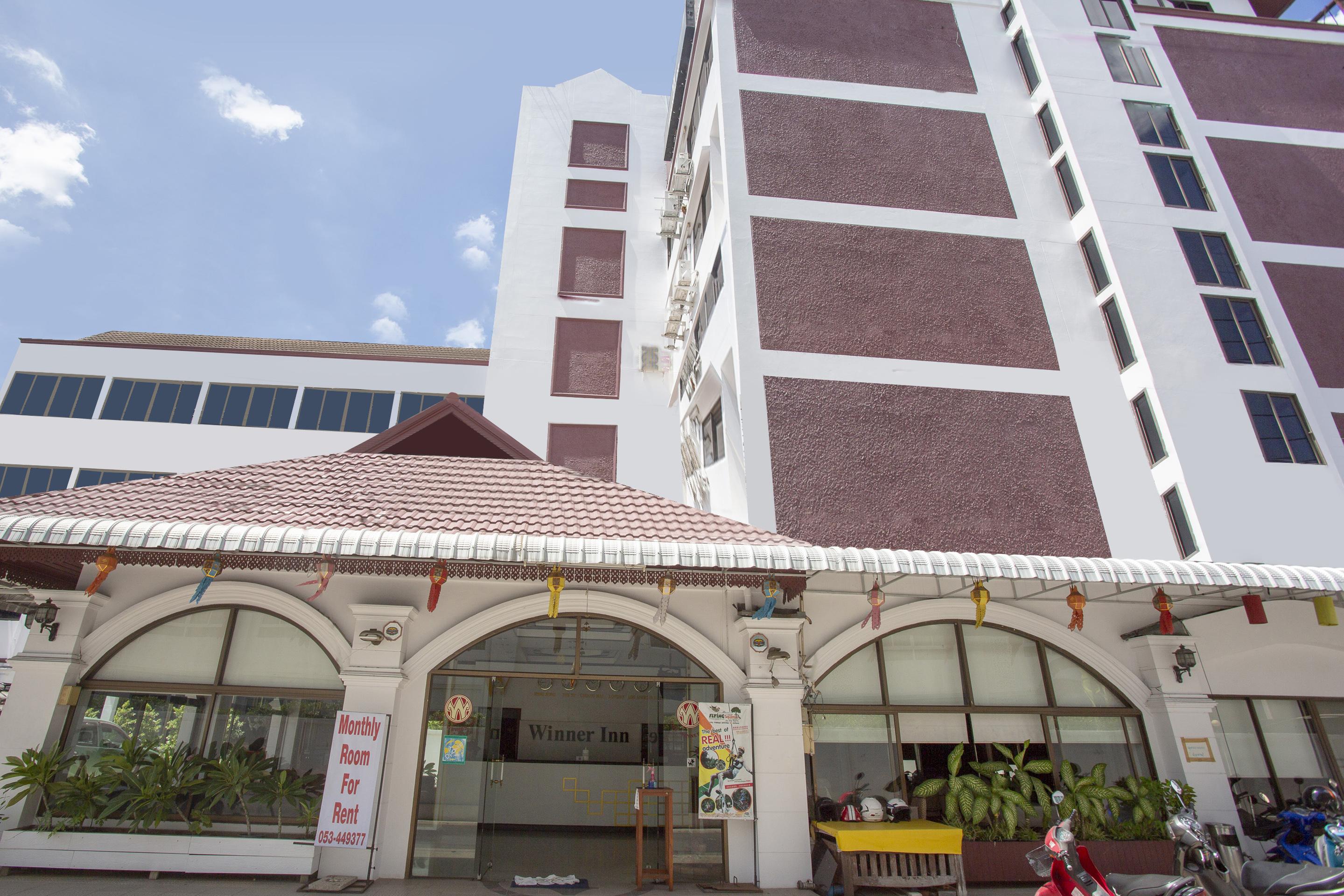 Super Oyo 1096 Winner Inn Hotel Chiang Mai Exterior foto
