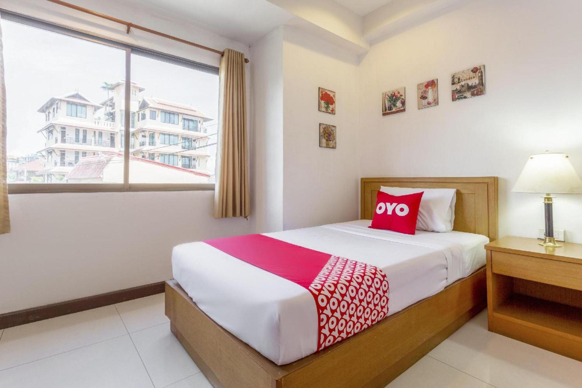 Super Oyo 1096 Winner Inn Hotel Chiang Mai Exterior foto